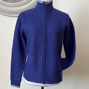 Cabela’s 70% wool 30% cotton Women's purple Zip-Up Jacket. S